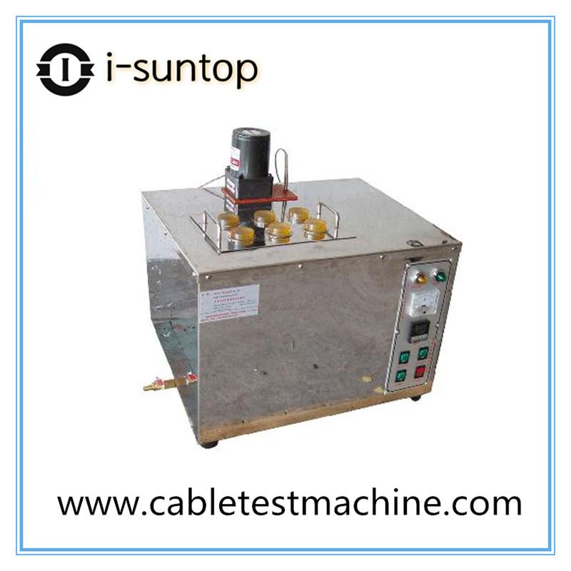 Constant temperature oil tank